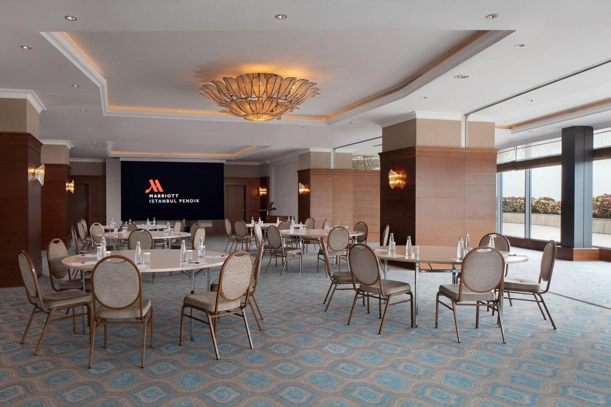 Istanbul Marriott Hotel Pendik Exterior photo